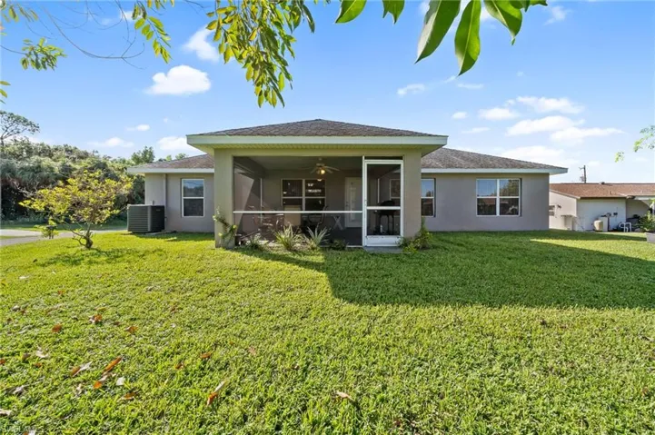 2409 Edgewater Way, Lehigh Acres, Florida 33036