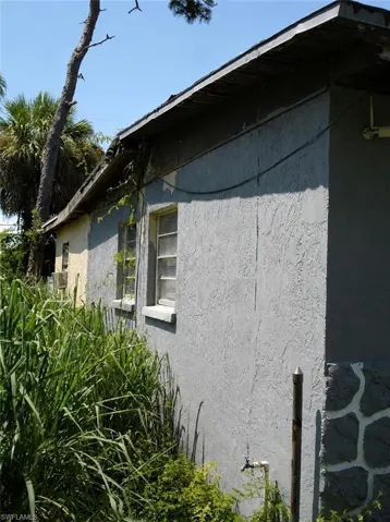 3170 2nd St, Fort Myers, Florida 33916