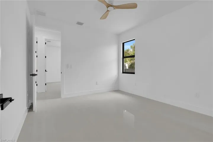 2005 Sw 2nd St, Cape Coral, Florida 33991