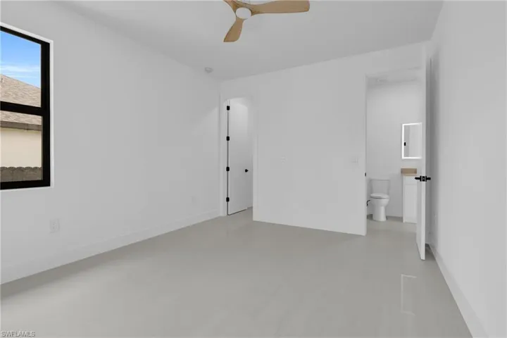 2005 Sw 2nd St, Cape Coral, Florida 33991