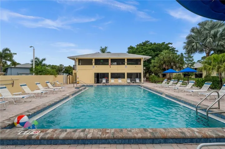 28280 Pine Haven Way 95, Bonita Springs, Florida 34135