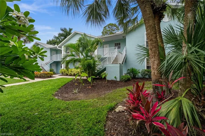 28280 Pine Haven Way 95, Bonita Springs, Florida 34135