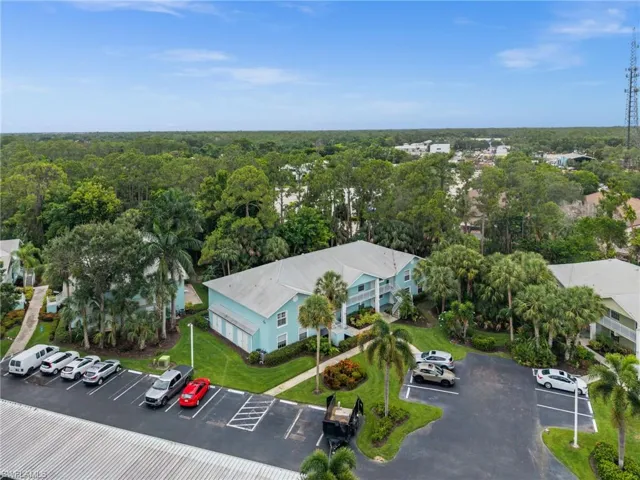 28280 Pine Haven Way 95, Bonita Springs, Florida 34135