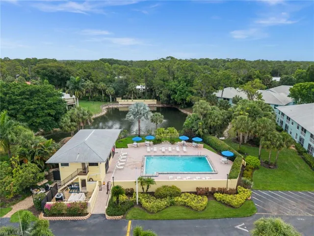 28280 Pine Haven Way 95, Bonita Springs, Florida 34135