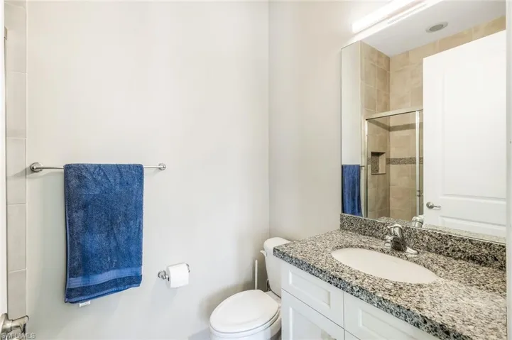 9469 Greenleigh Ct, Naples, Florida 34120
