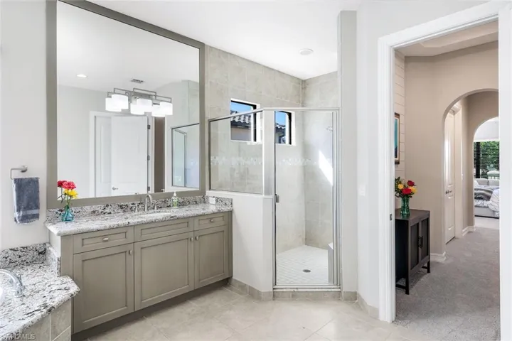 9469 Greenleigh Ct, Naples, Florida 34120