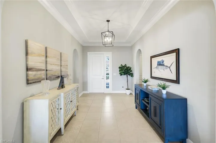 9469 Greenleigh Ct, Naples, Florida 34120