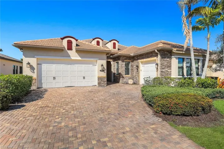 9469 Greenleigh Ct, Naples, Florida 34120
