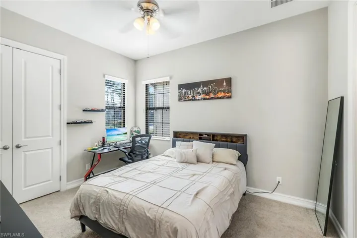 9469 Greenleigh Ct, Naples, Florida 34120
