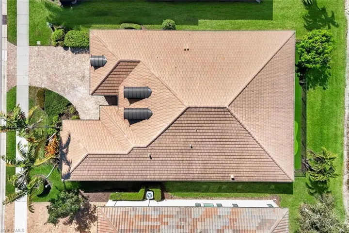 9469 Greenleigh Ct, Naples, Florida 34120