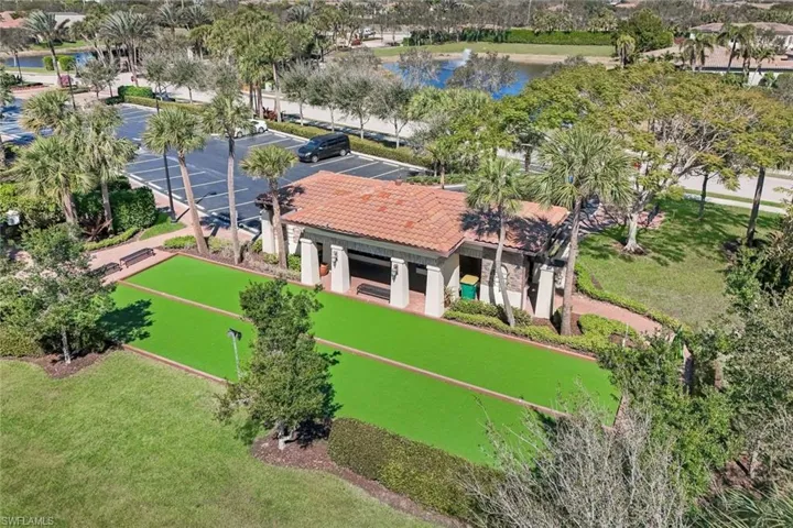 9469 Greenleigh Ct, Naples, Florida 34120
