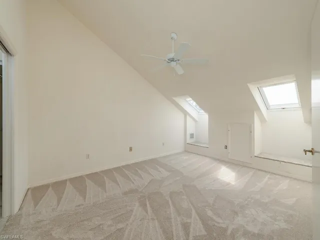 2nd Floor Suite