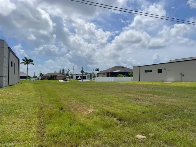 109 Sw 37th Pl, Cape Coral Fl 33991