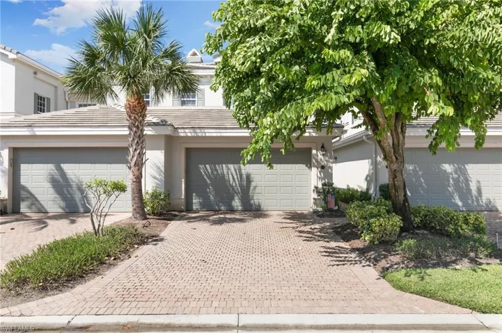 9235  Tesoro  LN, Naples, FL 34114