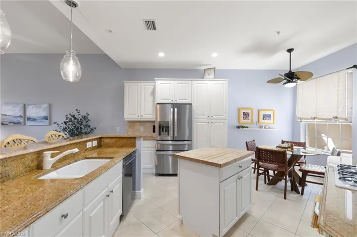 9235  Tesoro  LN, Naples, FL 34114
