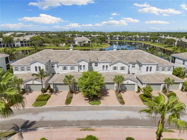 9235  Tesoro  LN, Naples, FL 34114