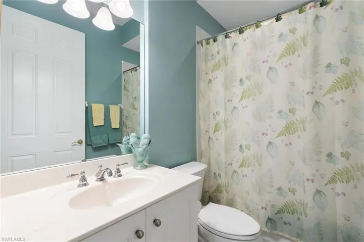 9235  Tesoro  LN, Naples, FL 34114