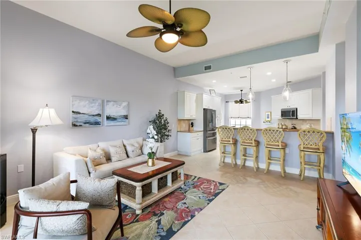 9235  Tesoro  LN, Naples, FL 34114