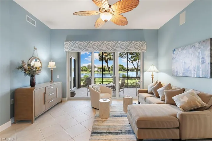 9235  Tesoro  LN, Naples, FL 34114
