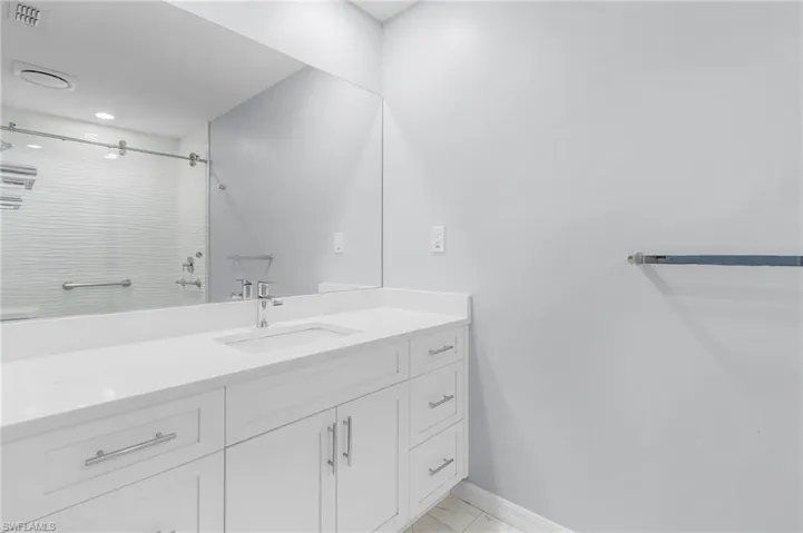 15440  Bellamar  CIR, Fort Myers, FL 33908