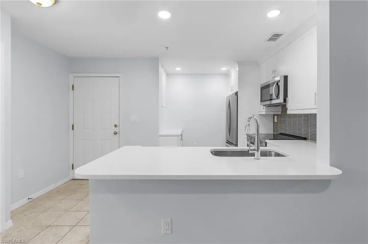 15440  Bellamar  CIR, Fort Myers, FL 33908