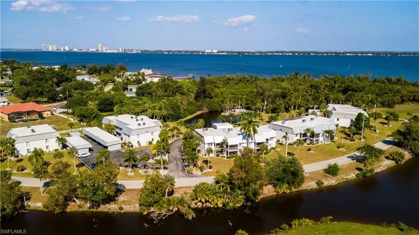 3914 Orange Grove Blvd 1, North Fort Myers, Florida 33903
