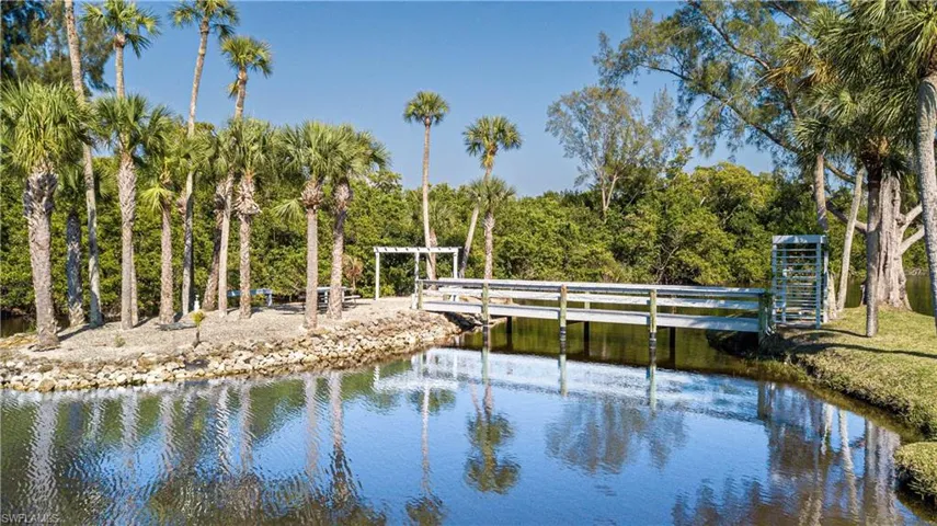 3914 Orange Grove Blvd 1, North Fort Myers, Florida 33903