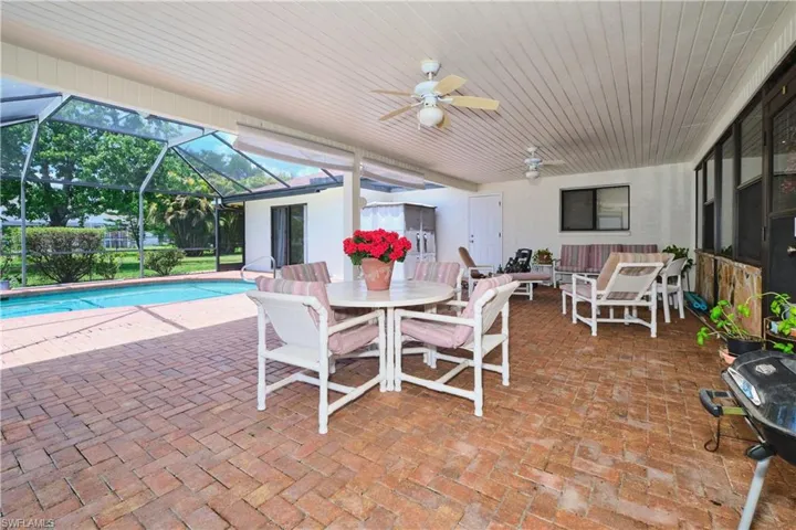 Spacious Pool Lanai.