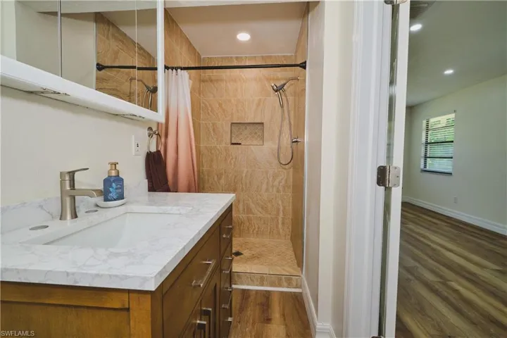 Mother-in-Law Suite Bathroom.