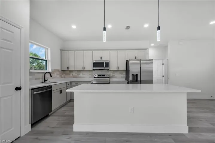 4663 Ponce De Leon Blvd, Sebring, Florida 33872