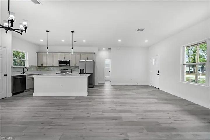 4663 Ponce De Leon Blvd, Sebring, Florida 33872
