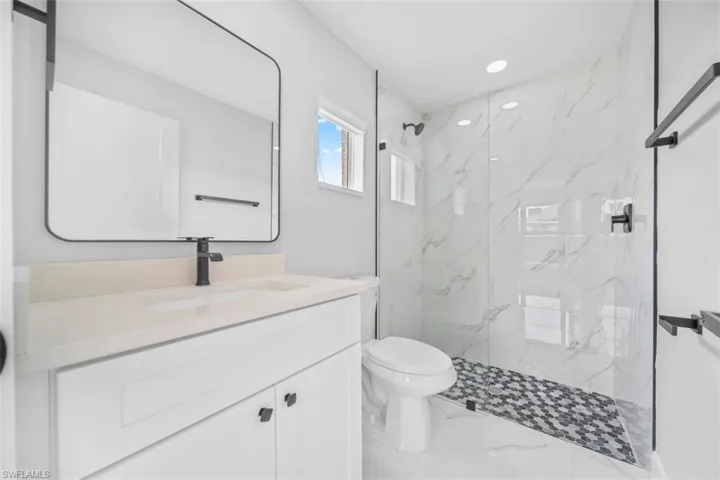 1013 14th Ter, Cape Coral, Florida 33909