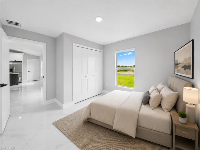 1013 14th Ter, Cape Coral, Florida 33909