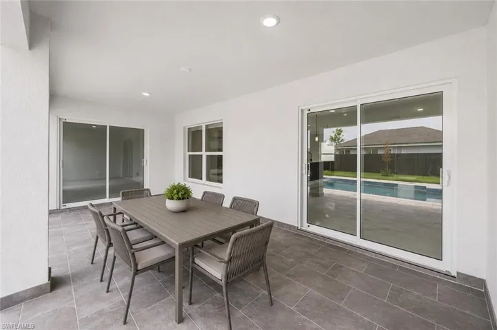 1013 14th Ter, Cape Coral, Florida 33909