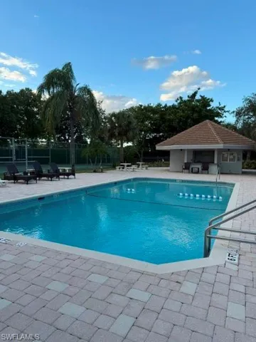 1535 Northgate Dr, Naples, Florida 34105