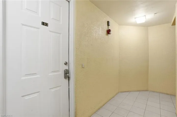 4450 Chickee Hut Ct 103, Bonita Springs, Florida 34134