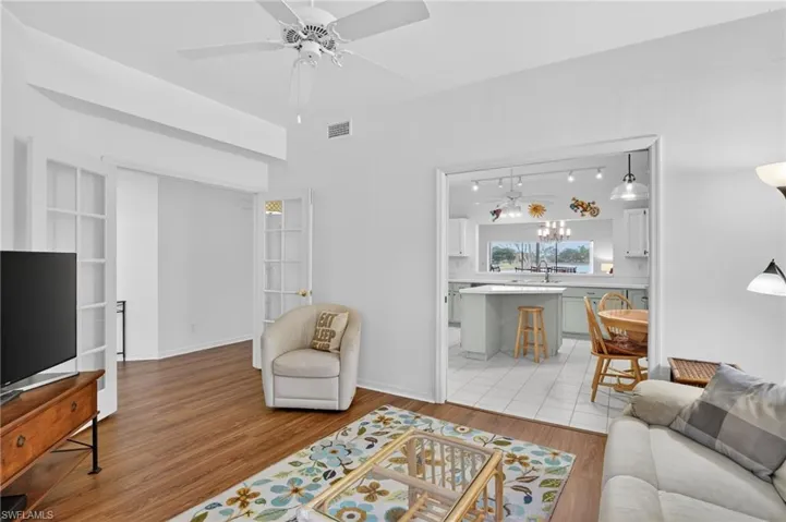 2827  Aintree  LN, Naples, FL 34112