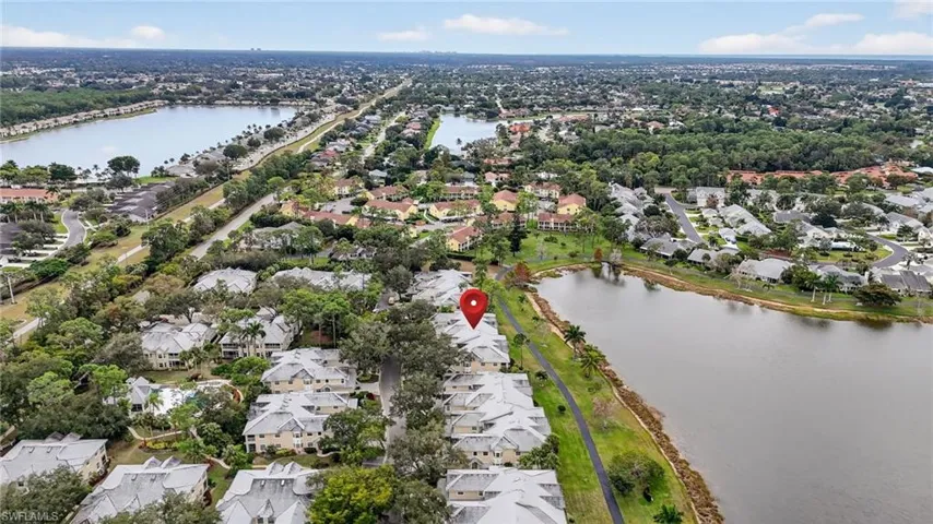 2827  Aintree  LN, Naples, FL 34112