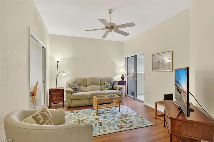 2827  Aintree  LN, Naples, FL 34112