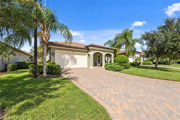 12702 Astor Pl, Fort Myers, Florida 33913