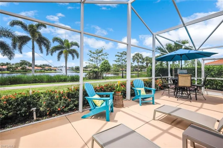 Relaxation Time with Beautiful Lake View.