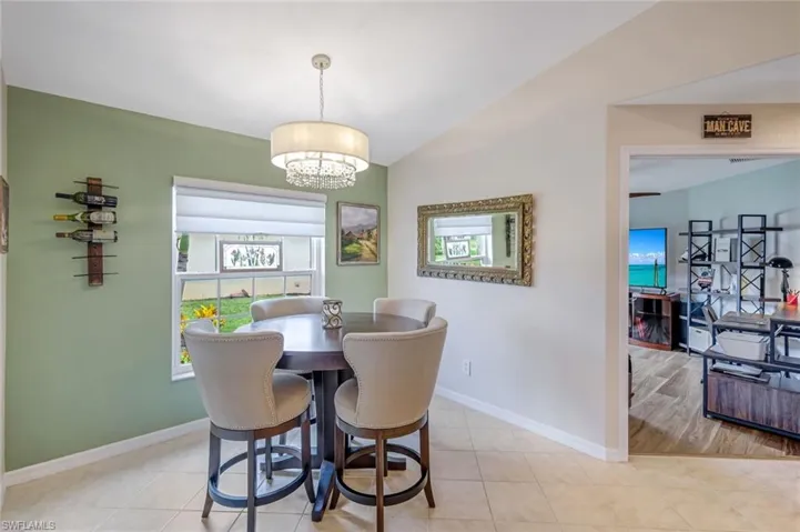 Light Bright Dining Area