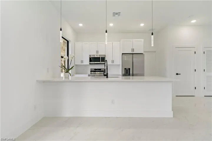3719  18th W ST, Lehigh Acres, FL 33971