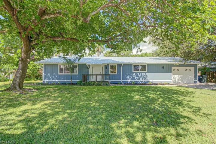 Welcome home to 920 Altadena Dr!
