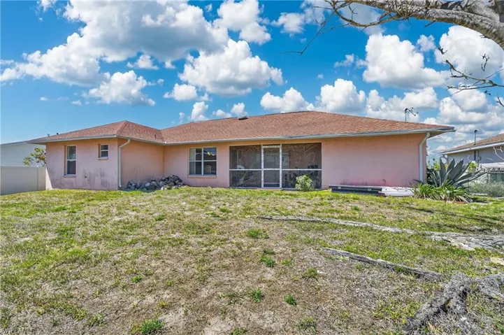 4333 Sw 20th Pl, Cape Coral, Florida 33914