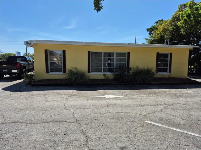 1615  Colonial  BLVD, Fort Myers, FL 33907