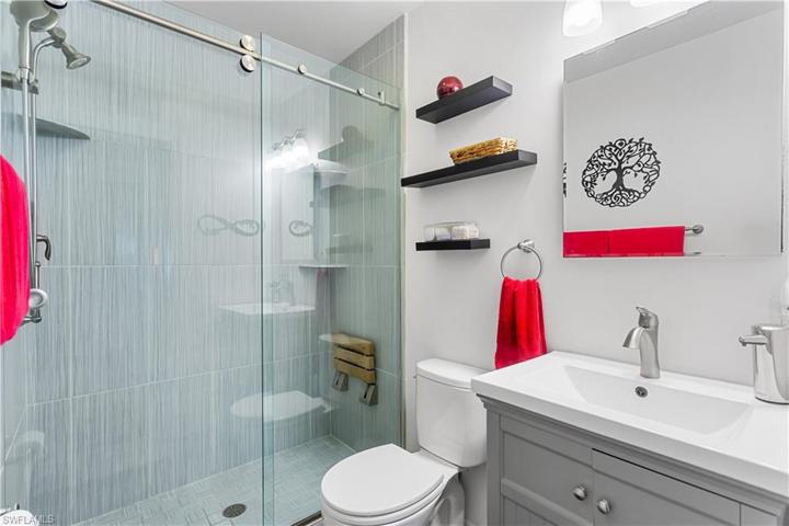 702  Lbj  LN, NORTH FORT MYERS, FL 33917