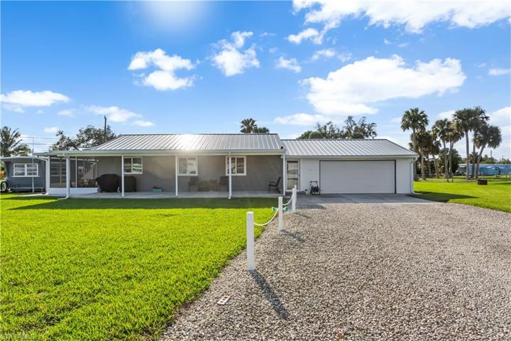 702  Lbj  LN, NORTH FORT MYERS, FL 33917