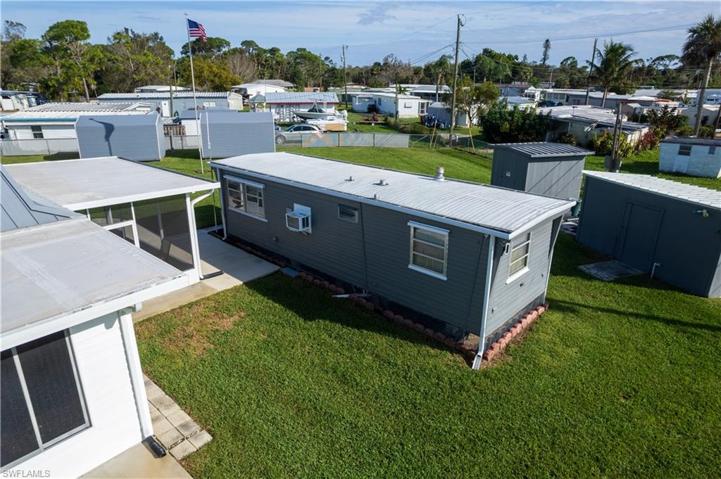 702  Lbj  LN, NORTH FORT MYERS, FL 33917