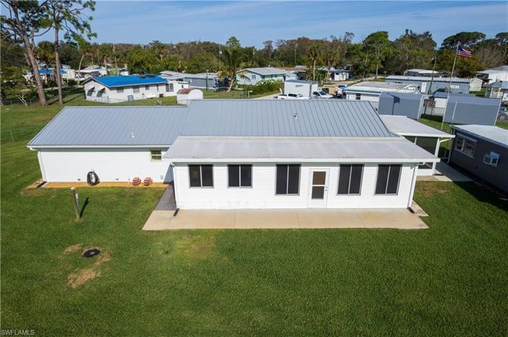 702  Lbj  LN, NORTH FORT MYERS, FL 33917